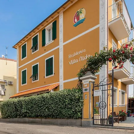 Alda מלון דירות 4*