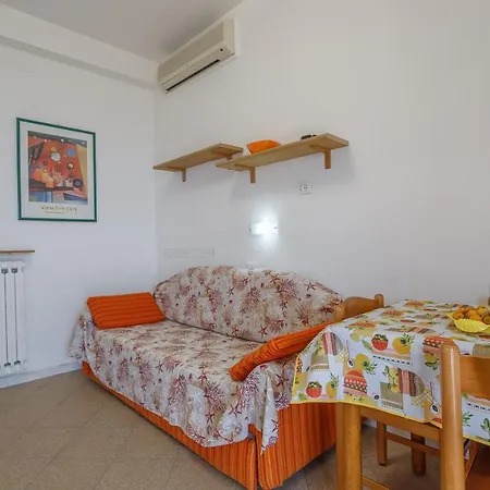 מלון דירות Alda