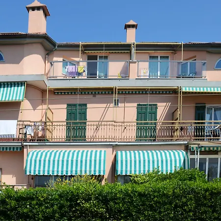 מלון דירות Alda