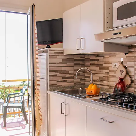 Alda מלון דירות פייטרה ליגורה