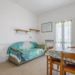 מלון דירות Alda 4*
