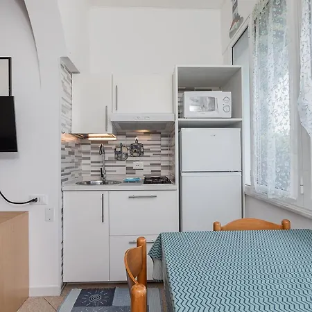 Alda Aparthotel 4*