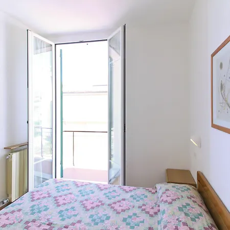 Hotel apartamentowy Alda Pietra Ligure