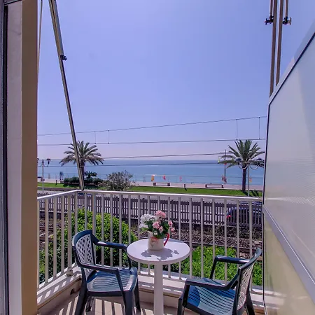 Hotel apartamentowy Alda Pietra Ligure